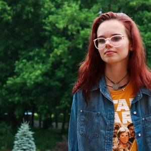 Meet your Posher, Alex